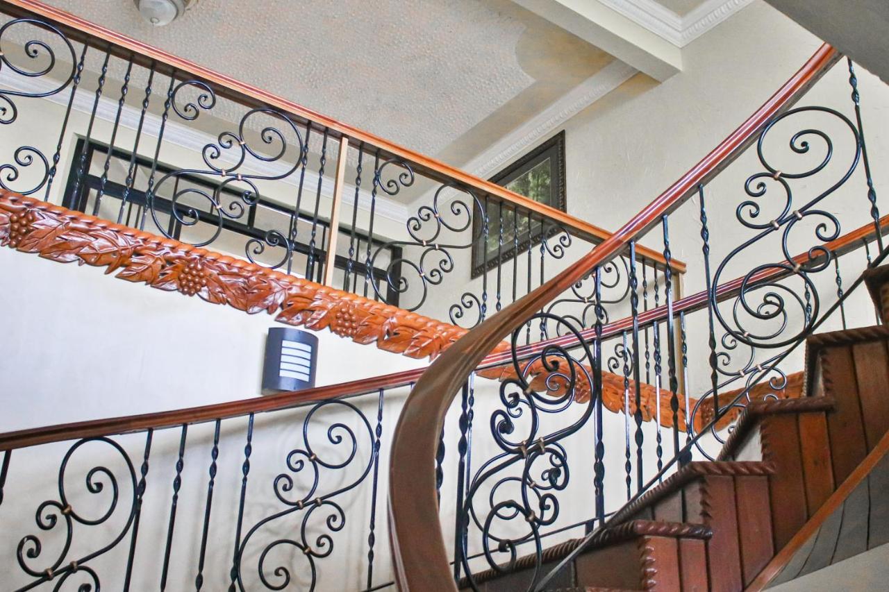 Clarridge View Guesthouse Montego Bay Exterior photo